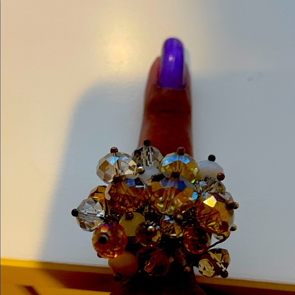 Elegant Gold and Silver Cluster Ring